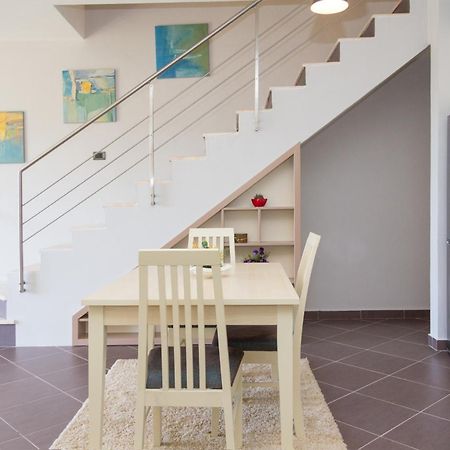 Exclusive Apartment Tirana Esterno foto