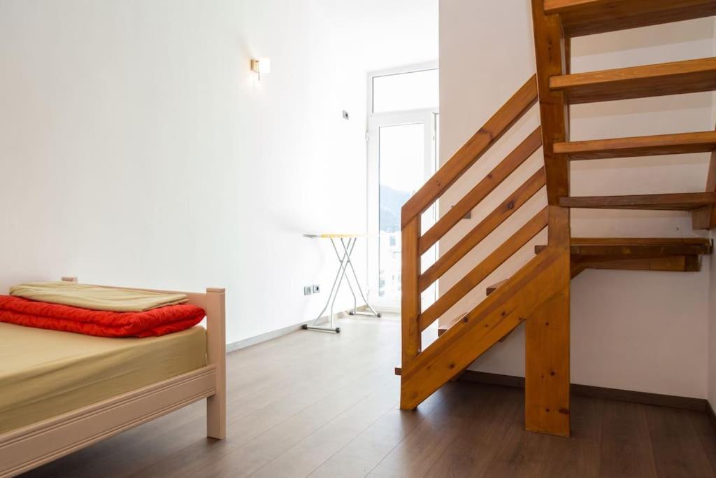 Exclusive Apartment Tirana Esterno foto